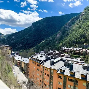 Font Blanca En Arinsal Mas de Ribafeta