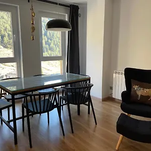Modern And Cozy In With Views - Vall Del Nord Arinsal
